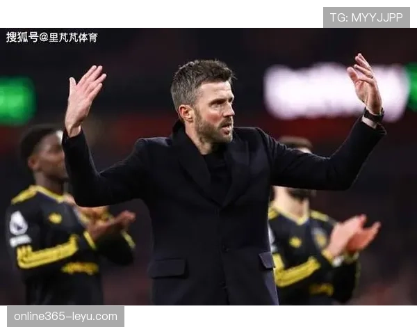 卡里克：提升团队士气成首要任务，球队竞争力显著增强引关注