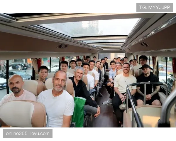 北京德比战火重燃:国安与首钢激战引热议 北京德比战火重燃:国安与首钢激战引热议